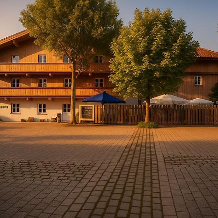 A8 Hotel Im Darchinger Hof Bed & Breakfast - Zwischen Holzkirchen Und Weyarn - Zwischen Muenchen Salzburg Und Innsbruck - Kurz Vor Dem Irschenberg Esterno foto
