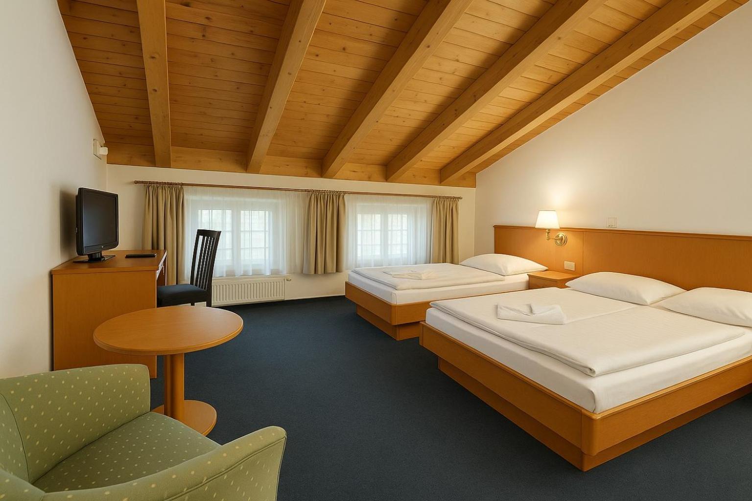 A8 Hotel Im Darchinger Hof Bed & Breakfast - Zwischen Holzkirchen Und Weyarn - Zwischen Muenchen Salzburg Und Innsbruck - Kurz Vor Dem Irschenberg Esterno foto
